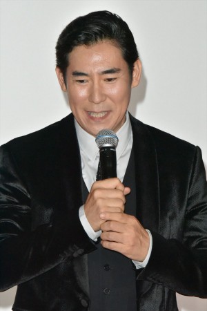 『響 ‐HIBIKI‐』完成披露舞台挨拶に登壇した高嶋政伸