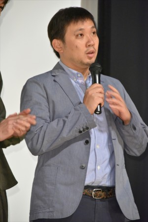 『寝ても覚めても』初日舞台挨拶に登壇した濱口竜介