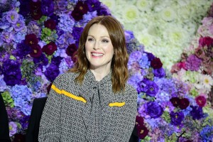 「CELEBRATE 18FW COLLECTION of FLORALE by Triumph」に出席したジュリアン・ムーア