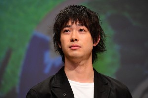 映画『体操しようよ』完成披露舞台挨拶に登壇した渡辺大知