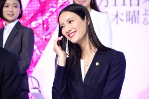 木曜ドラマ『リーガルV~元弁護士・小鳥遊翔子~』制作発表記者会見に登場した菜々緒