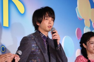 映画『オズランド 笑顔の魔法おしえます。』プレミア上映会に登壇した中村倫也