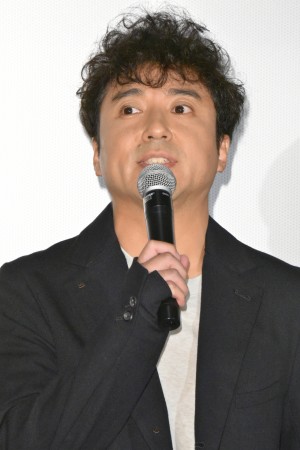 『大恋愛~僕を忘れる君と』特別試写会&トークショーに登場したムロツヨシ