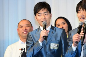 「M‐1グランプリ2018」決勝進出者発表会見に登場したジャルジャル