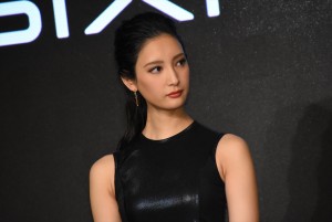 「SIXPAD」新製品発表会に登壇した菜々緒