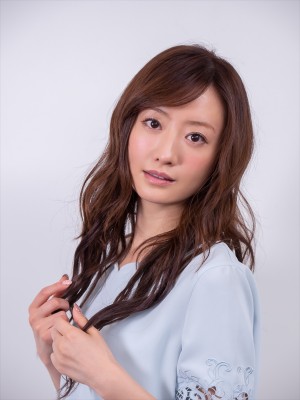 松本まりか、『ブラックスキャンダル』インタビューフォト