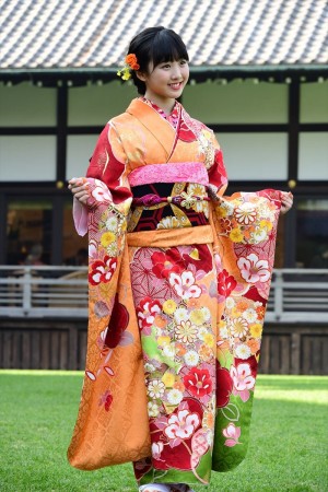 2019年オスカープロモーション晴れ着撮影会に登場した本田望結