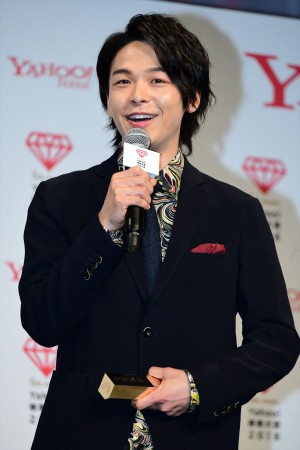 「Yahoo!検索大賞2018」発表会に登場した中村倫也