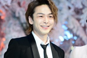 火曜ドラマ『初めて恋をした日に読む話』Xmasスペシャルイベントに登場した中村倫也