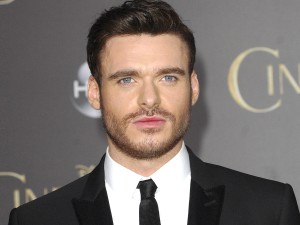 第76回ゴールデン・グローブ賞<テレビの部/ドラマ>男優賞受賞:リチャード・マッデン『ボディガード -守るべきもの-』