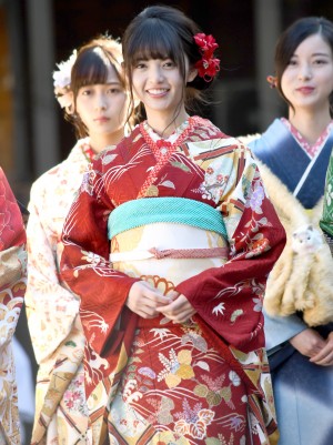 齋藤飛鳥、2019年「乃木坂46」新成人メンバー成人式に出席