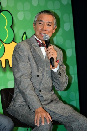 『よつば銀行 原島浩美がモノ申す!~この女(ひと)に賭けろ~』記者会見に登場した柳葉敏郎