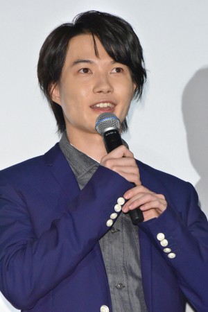 『フォルトゥナの瞳』初日舞台挨拶に登壇した神木隆之介