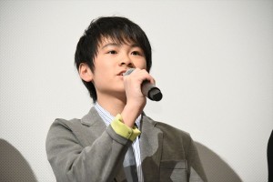 映画『まく子』完成披露上映会舞台挨拶に登壇した山崎光