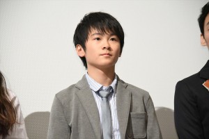 映画『まく子』完成披露上映会舞台挨拶に登壇した山崎光