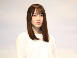 欅坂46・菅井友香、『イオンカード 欅坂46 キャンペーンキャラクター就任イベント』に登場