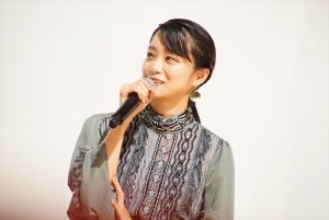 映画『愛がなんだ』完成披露上映会に登壇した深川麻衣