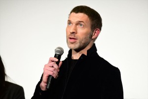 『バンブルビー』ジャパンプレミアに登場したトラヴィス・ナイト