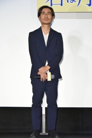 『君は月夜に光り輝く』初日舞台挨拶に登壇した月川翔監督