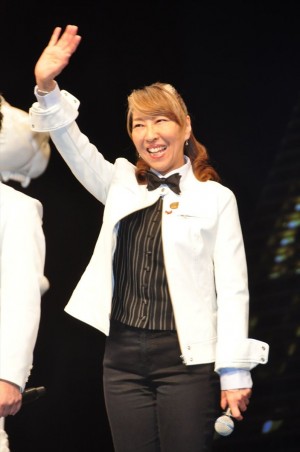 劇場版『名探偵コナン 紺青の拳(こんじょうのフィスト)』完成披露試写会に登壇した高山みなみ