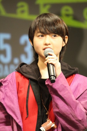 伊藤万理華、『映画 賭ケグルイ』完成披露試写会に登場