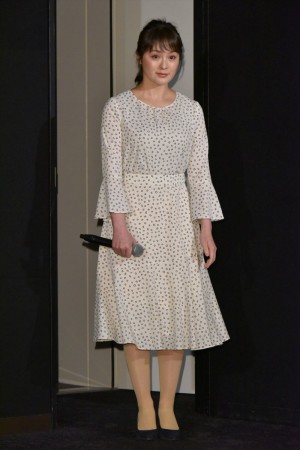 『スパイラル~町工場の奇跡~』第1話試写会&記者会見に登場した貫地谷しほり