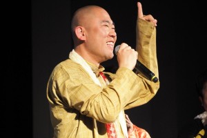 「島ぜんぶでおーきな祭 第11回沖縄国際映画祭」に登場したナダル(コロコロチキチキペッパーズ)