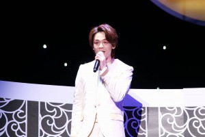 映画『アラジン』“ホール・ニュー・ワールド”お披露目イベントに登場した中村倫也