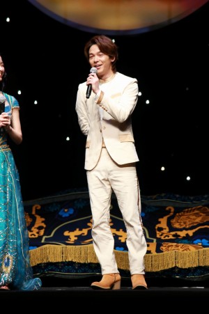 映画『アラジン』“ホール・ニュー・ワールド”お披露目イベントに登場した中村倫也