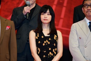 『空母いぶき』完成披露試写会に登場した深川麻衣