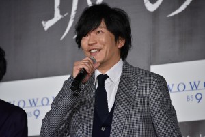 WOWOW『連続ドラマW 坂の途中の家』舞台挨拶に登壇した田辺誠一