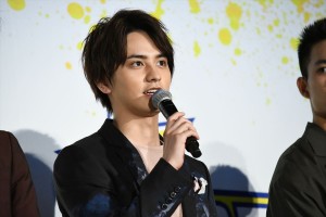 映画『チア男子!!』初日舞台挨拶に登壇した瀬戸利樹