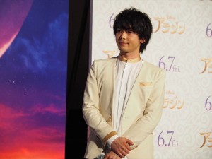 映画『アラジン』スペシャル・ナイトイベントに登場した中村倫也