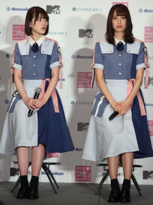 (左から)佐々木美玲、佐々木久美、『大丸・松坂屋アプリ』サービス及びキャンペーン発表会、『MTV VMAJ 2019 -THE LIVE-』MC発表会に登場