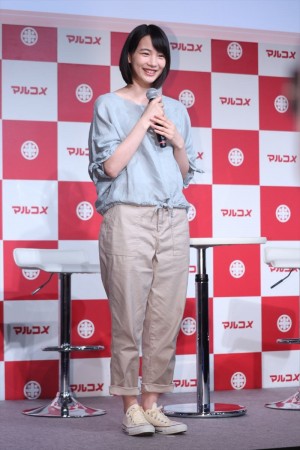 マルコメ『新CM発表会』に登場した、のん