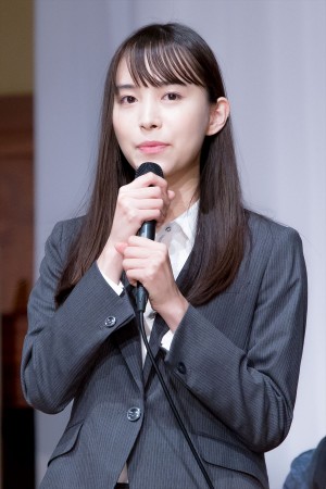 『仮面ライダーゼロワン』制作発表記者会見に登場した井桁弘恵