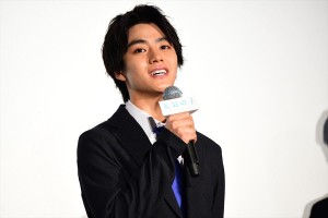 『天気の子』初日舞台挨拶に登場した醍醐虎汰朗