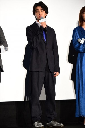 『天気の子』初日舞台挨拶に登場した醍醐虎汰朗