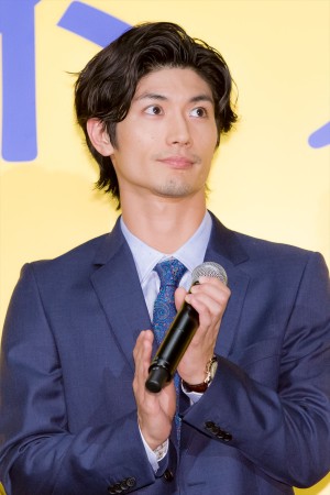 『アイネクライネナハトムジーク』完成披露上映会に登場した三浦春馬