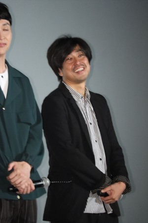 『劇場版おっさんずラブ ~LOVE or DEAD~』初日舞台挨拶に登場した瑠東東一郎監督