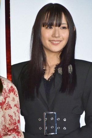 『かぐや様は告らせたい ~天才たちの恋愛頭脳戦~』初日舞台挨拶に登場した浅川梨奈