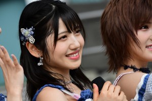 AKB48 56thシングル「サステナブル」発売記念イベントに登場した村山彩希