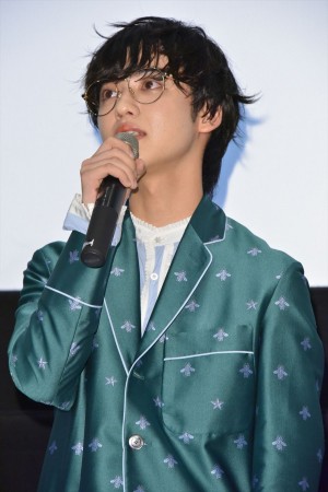 映画『殺さない彼と死なない彼女』完成披露上映会に登場したゆうたろう