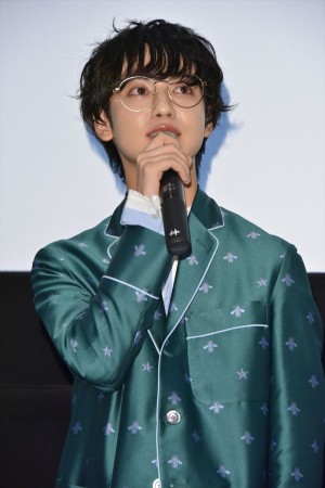 映画『殺さない彼と死なない彼女』完成披露上映会に登場したゆうたろう
