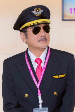 土曜ナイトドラマ『おっさんずラブ‐in the sky‐』記者会見に登場した吉田鋼太郎