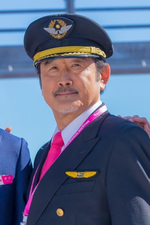 土曜ナイトドラマ『おっさんずラブ‐in the sky‐』記者会見に登場した吉田鋼太郎