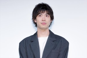 『わたしは光をにぎっている』完成披露試写会に登場した渡辺大知