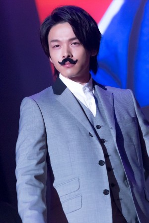 『屍人荘の殺人』ハロウィンイベントに登場した中村倫也