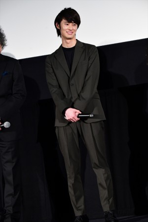 映画『最初の晩餐』公開記念舞台挨拶に登場した楽駆