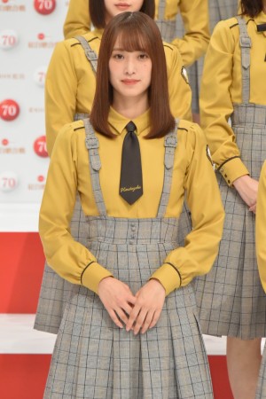 紅白歌合戦出場歌手 発表会見に登場した佐々木久美(日向坂46)